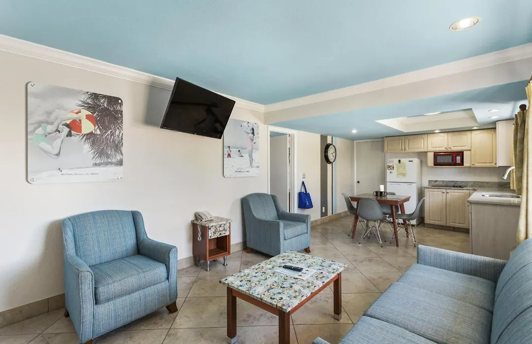 Plaza Beach Hotel - Beachfront Resort-1